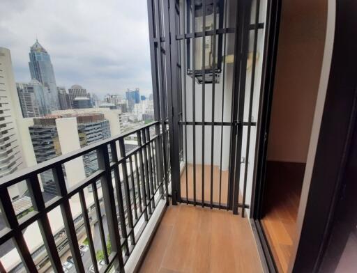 Muniq Langsuan  1 Bedroom Condo For Sale