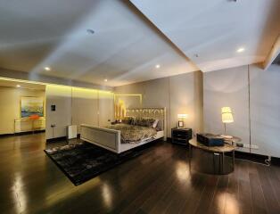 Emporio Place  Spacious 1 Bedroom Duplex Condo in Phrom Phong