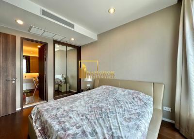 Menam Residences  1 Bedroom Riverside Condo in Sathorn