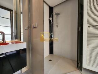 Lake Green  2 Bedroom For Sale in Sukhumvit 8