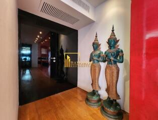 Lake Green  2 Bedroom For Sale in Sukhumvit 8