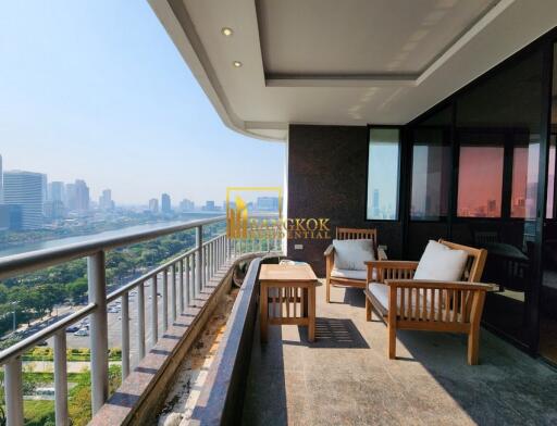 Lake Green  2 Bedroom For Sale in Sukhumvit 8