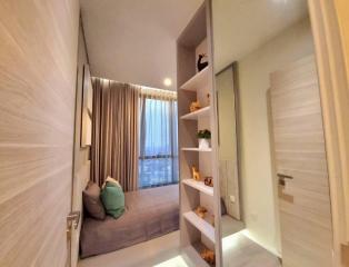 2 Bedroom For Sale in The Room Sathorn-St.Louis