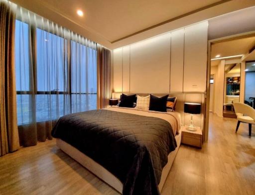 2 Bedroom For Sale in The Room Sathorn-St.Louis