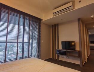 The Lofts Ekkamai  2 Bedroom Condo For Rent