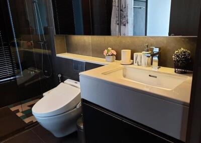 The Esse Asoke  1 Bedroom Condo For Rent
