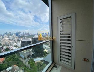 Oriental Residence  1 Bedroom Condo For Rent in Wireless Road