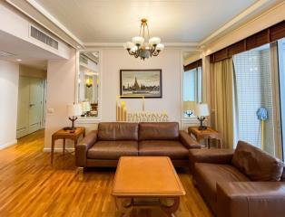 Langsuan Ville  1 Bedroom Condo in Chidlom