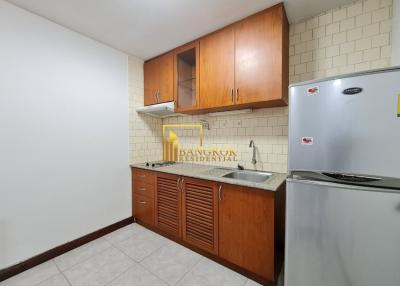 2 Bedroom Apartment in Asoke