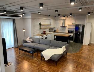 Richmond Palace  3 Bedroom Condo in Phrom Phong