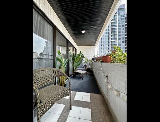 Richmond Palace  3 Bedroom Condo in Phrom Phong