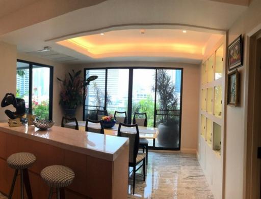 Pearl Garden  2 Bed Condo For Sale in Sathorn