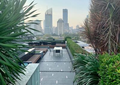 O2 Hip  1 Bed Condo For Rent in Ploenchit