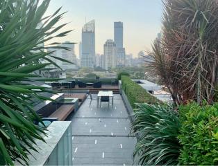 O2 Hip  1 Bed Condo For Rent in Ploenchit