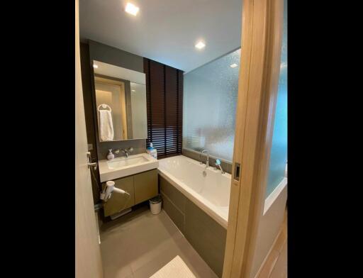 Siri at Sukhumvit  2 Bedroom Condo in Thonglor