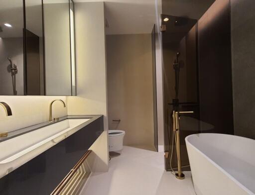 The Estelle  2 Bedroom Luxury Condo in Phrom Phong