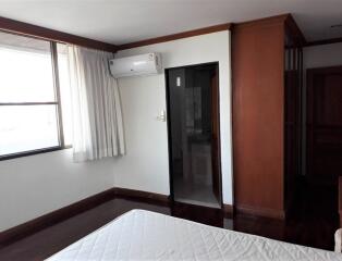 3 Bedroom Apartment in Thonglor