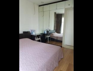 2 Bedroom For Rent in Baan Klang Krung Siam Pathumwan