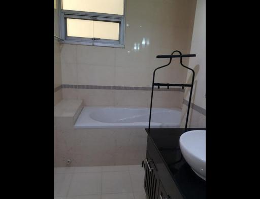 2 Bedroom For Rent in Baan Klang Krung Siam Pathumwan