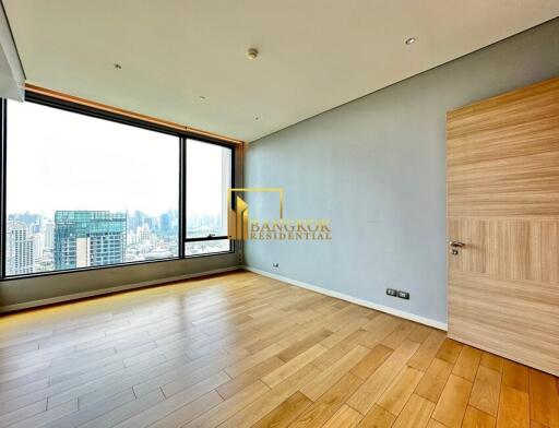 Sindhorn Residence  3 Bedroom Penthouse For Sale in Langsuan