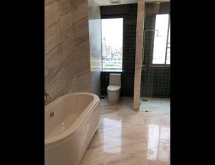 3 Bedroom Duplex Apartment in Thonglor