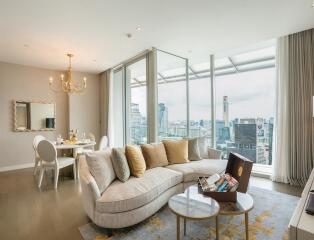 Magnolias Ratchadamri Boulevard  2 Bedroom Luxury Condo Near BTS Ratchadamri