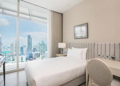 Magnolias Ratchadamri Boulevard  2 Bedroom Luxury Condo Near BTS Ratchadamri