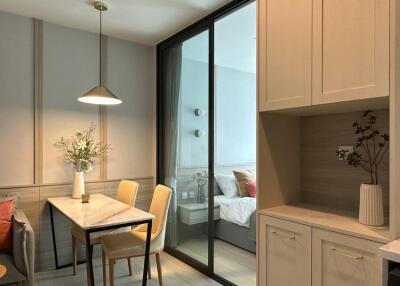 Life One Wireless  1 Bedroom Condo in Pathum Wan