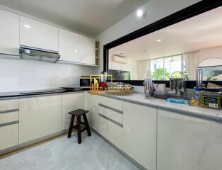 The Peaks  3 Bedroom Condo in Sukhumvit 15