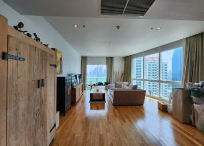 Millennium Residence  3 Bedroom Condo in Asoke