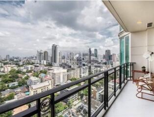 Royce Private Residence  2 Bedroom Condo in Sukhumvit 31