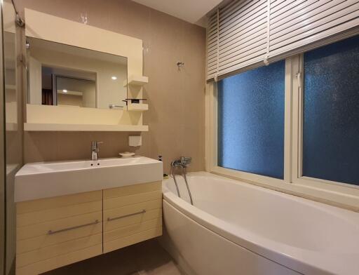 Baan Siri 31  2 Bedroom Condo in Phrom Phong