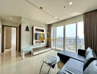 Siri At Sukhumvit  Bright 3 Bedroom Property in Thonglor