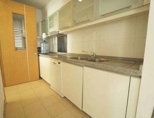 Millennium Residence  3 Bedroom Condo in Asoke