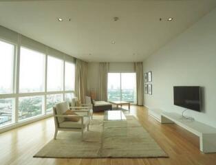 Millennium Residence  3 Bedroom Condo in Asoke