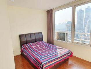 Siri Residence  3 Bedroom Condo in Phrom Phong