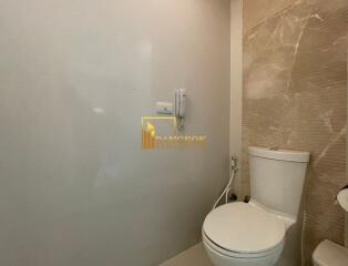 1 Bed Serviced Apartment in Phra Khanong