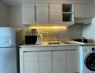 1 Bed Serviced Apartment in Phra Khanong