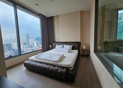 The Esse Asoke  2 Bedroom Condo in Sukhumvit 21