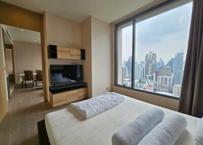 The Esse Asoke  2 Bedroom Condo in Sukhumvit 21