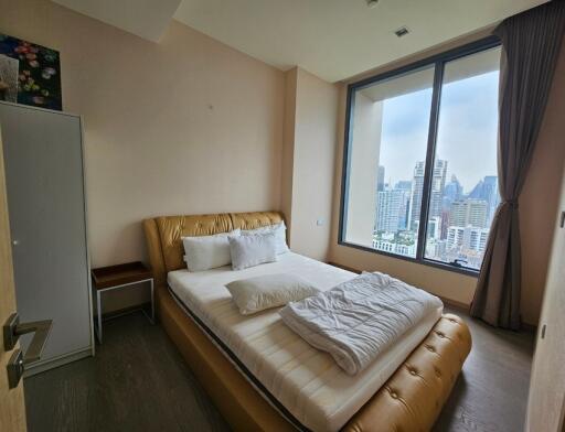 The Esse Asoke  2 Bedroom Condo in Sukhumvit 21