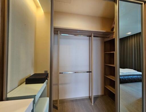 The Esse Asoke  2 Bedroom Condo in Sukhumvit 21