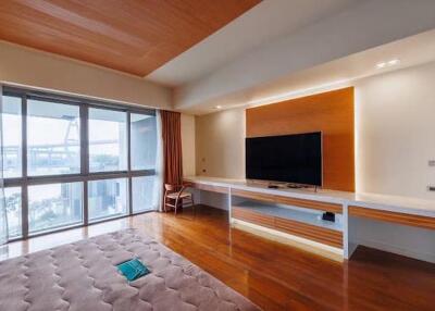 The Pano  3 Bedroom Duplex Condo For Sale in Rama 3