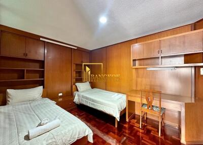 Large 3 Bedroom Apartment in Thonglor