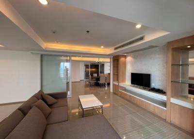 4 Bedroom Duplex Penthouse Apartment in Ekkamai