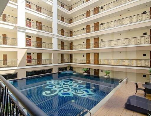 Silom City Resort  3 Bedroom Condo in Central Silom