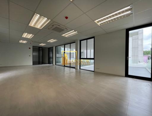 Office Building For Rent in Phrom Phong