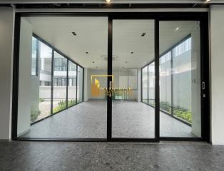 Office Building For Rent in Phrom Phong