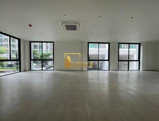 Office Building For Rent in Phrom Phong