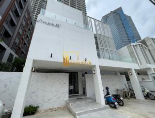 Office Building For Rent in Phrom Phong